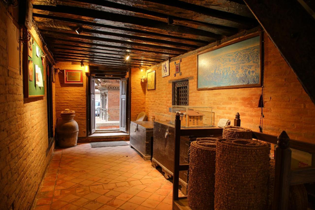 Newa Chen Historic House Unesco Lalitpur Экстерьер фото