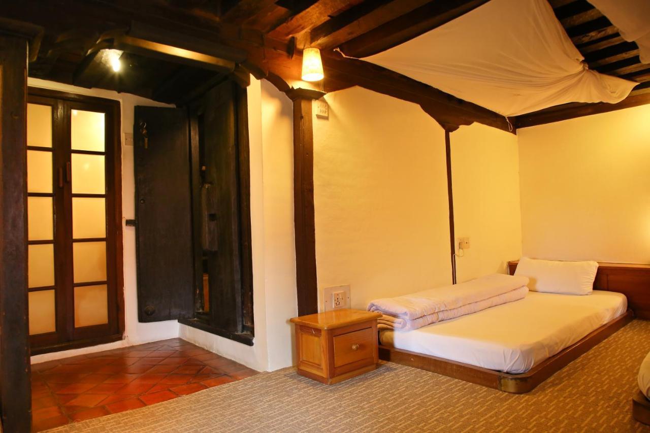 Newa Chen Historic House Unesco Lalitpur Экстерьер фото