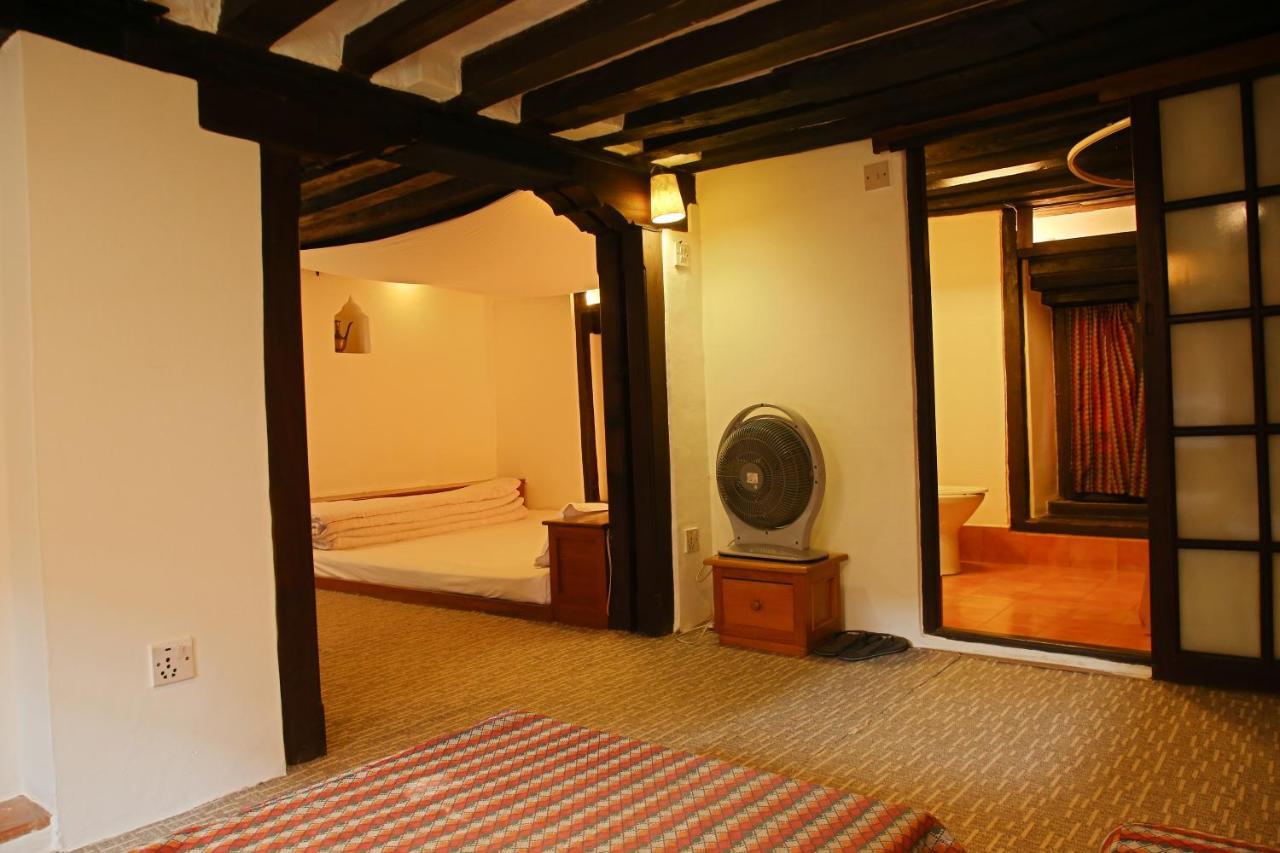 Newa Chen Historic House Unesco Lalitpur Экстерьер фото