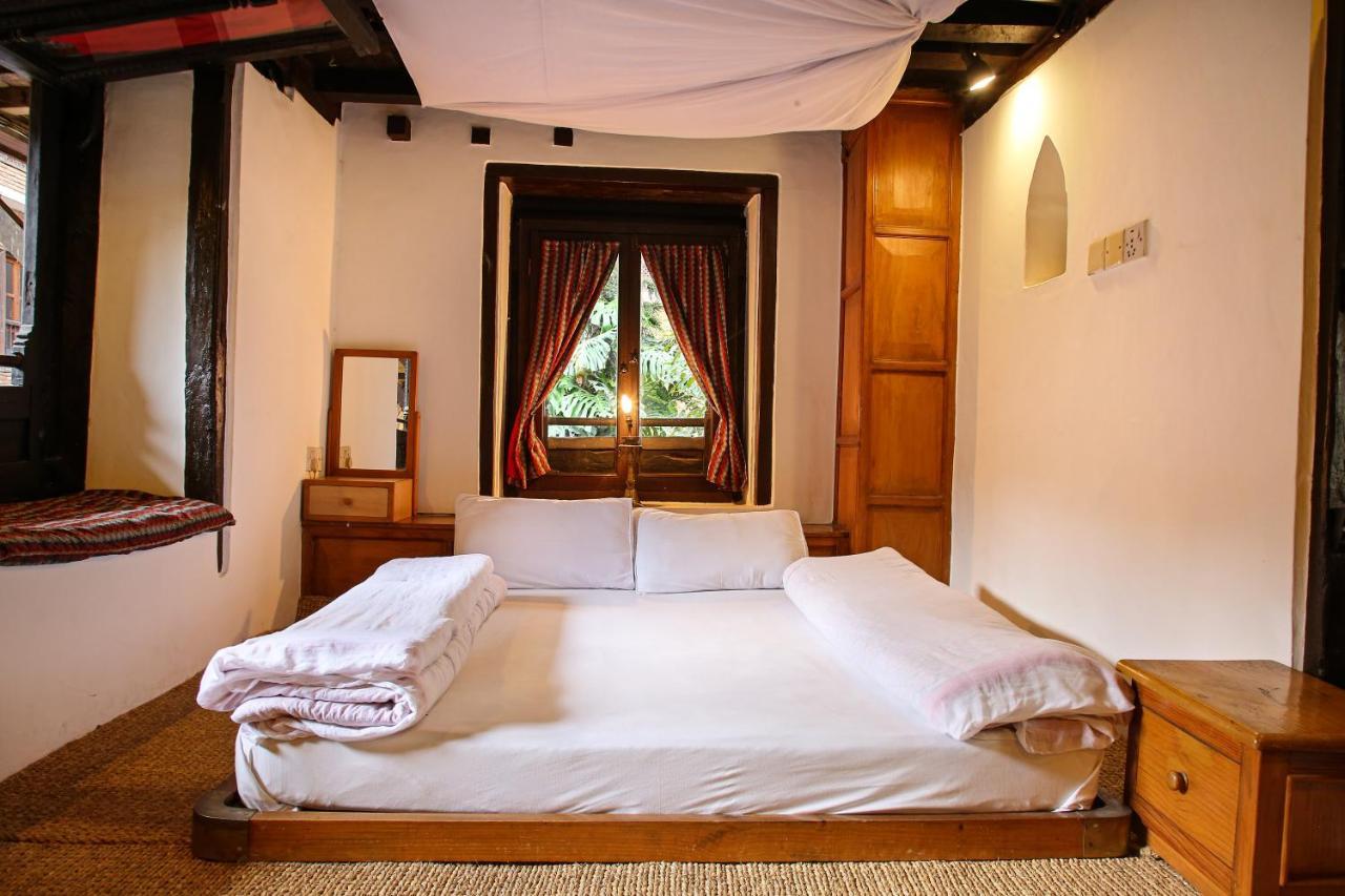 Newa Chen Historic House Unesco Lalitpur Экстерьер фото