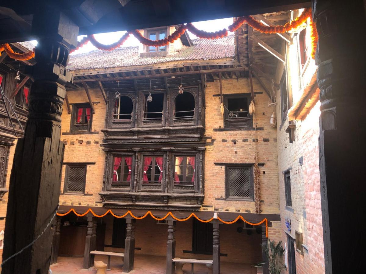 Newa Chen Historic House Unesco Lalitpur Экстерьер фото